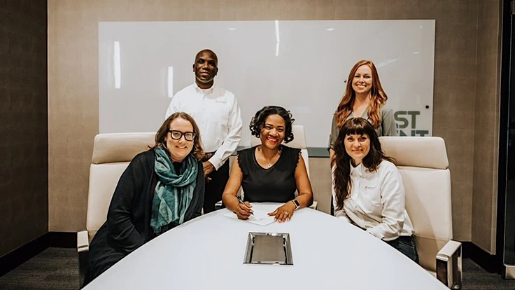 City of East Point Mayor Deana Holiday Ingraham signs the City Agriculture Plan MOU with Allison Duncan, Atlanta Regional Commission Principal Planner (left) and Food Well Alliance’s Kim Karris, Executive Director; Will Sellers, Deputy Director and Sarah Benedict, Operations Coordinator. 